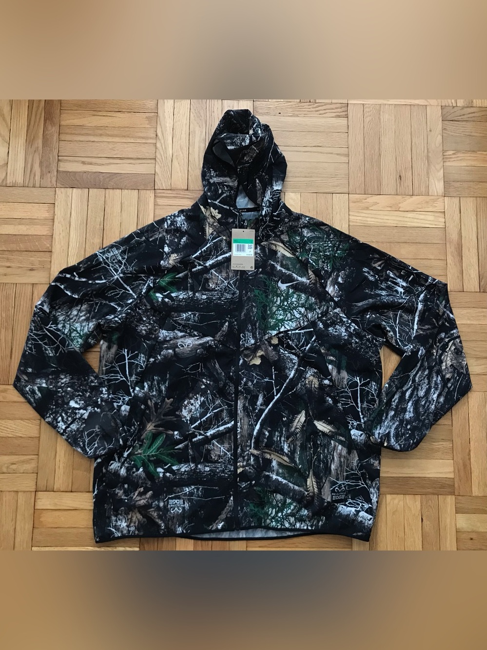 Size XL Mens Nike Stride Dri-FIT Realtree Running Jacket Green Camo IO7767-060